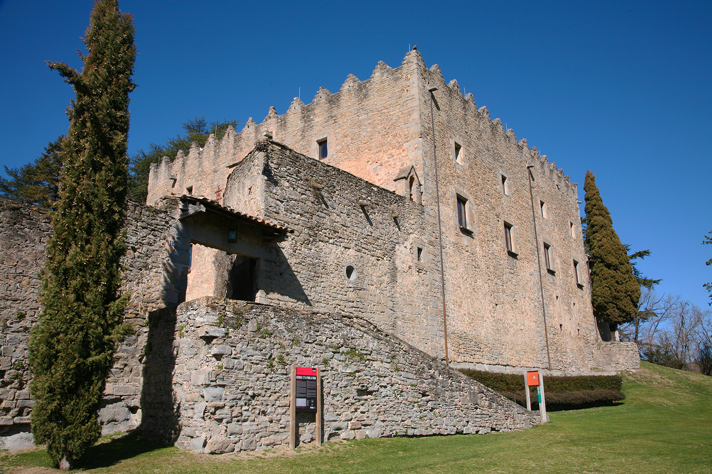 Castillo de Montesquiu© Imatge Jordi Bastart