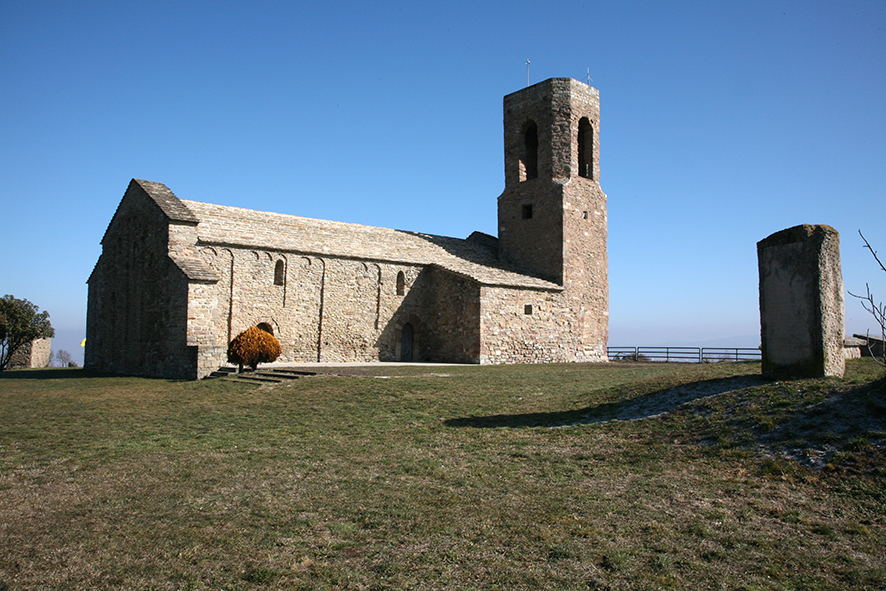 Sant Andreu del Castell i al fons, la Torre dels Moros





















© Imatge Jordi Bastart





